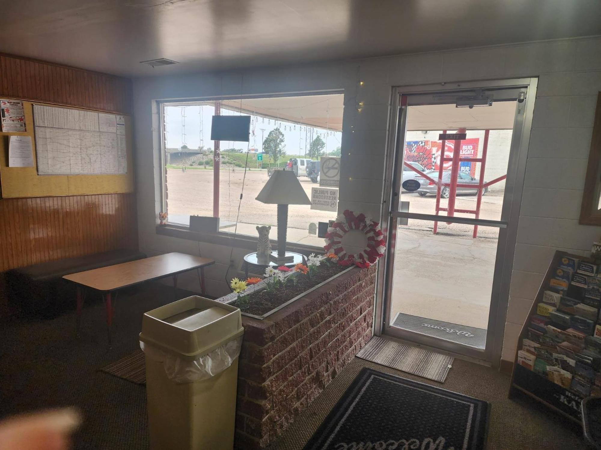 1St Inn By Oyo Quinter Hwy 70 Ks المظهر الخارجي الصورة
